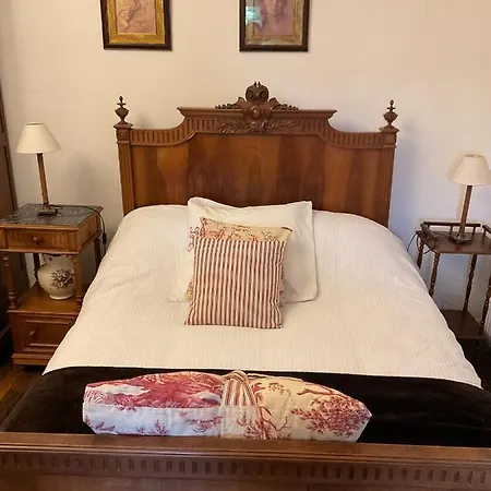 Bed & Breakfast Manoir Sainte Cecile Mademoiselle *